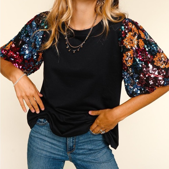 🔥🔥Solid Knit Multi Color Sequence Bubble Sleeve Top - Picture 1 of 4